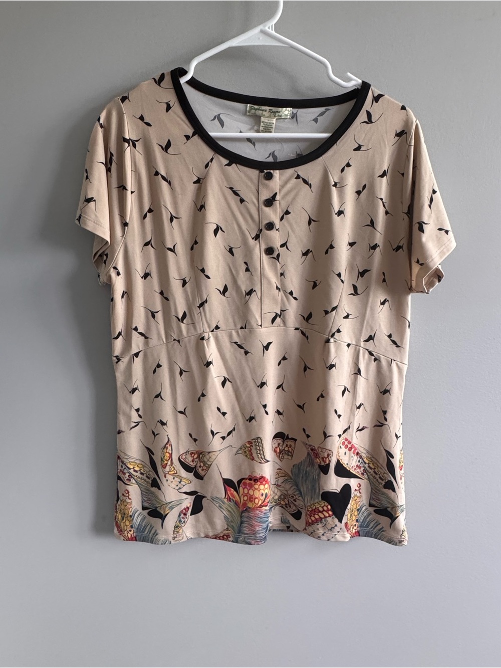 NWT Stephanie Rogers Butterfly Border Print Top Size L Stretch Knit